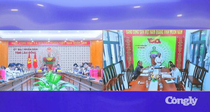 Lãnh đạo UBND xã Sơn Mỹ và các đơn vị liên quan tham dự tại điểm cầu trực tuyến.