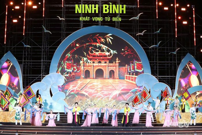 Mỗi công dân là một “sứ giả” văn hóa sẽ góp phần xây dựng thương hiệu văn hóa quốc gia.