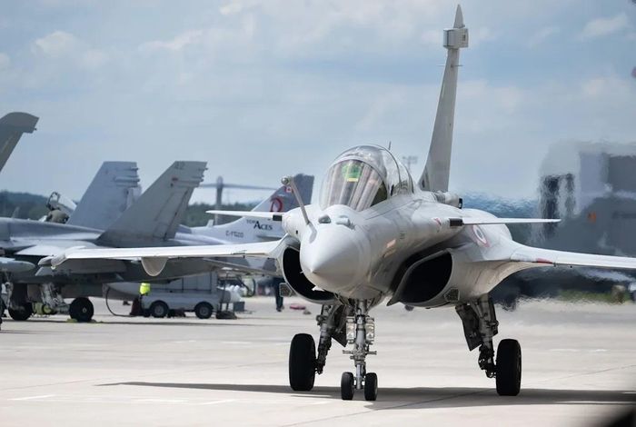 Đức - Pháp thúc đẩy các dự án hợp tác quốc phòng chung giữa hai nước. Ảnh: Reuters.