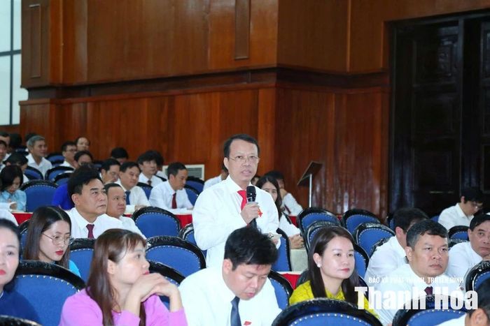 Đại biểu HĐND tỉnh đặt câu hỏi chất vấn đối với Giám đốc Sở KH&CN.