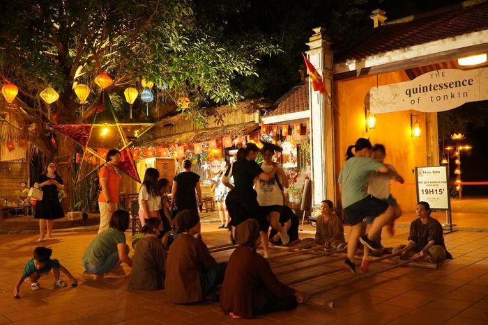 Hướng triển khai là phát triển các mô hình kinh tế ban đêm gắn với làng nghề truyền thống, không gian văn hóa. Ảnh: Tinh Hoa Bắc Bộ