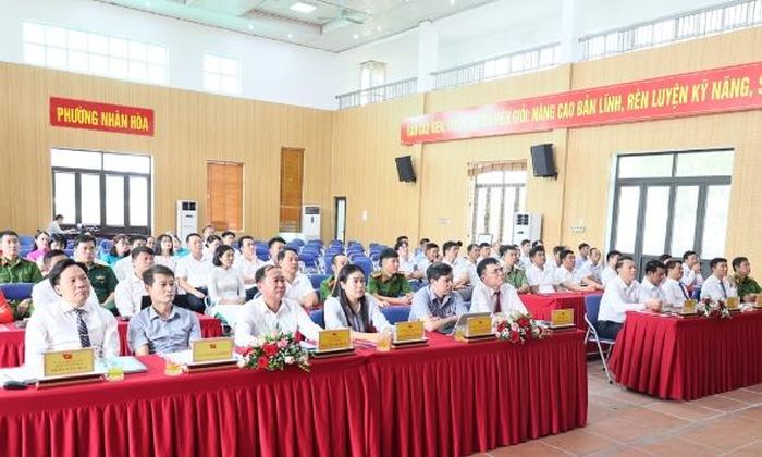 Các đại biểu dự hội nghị.