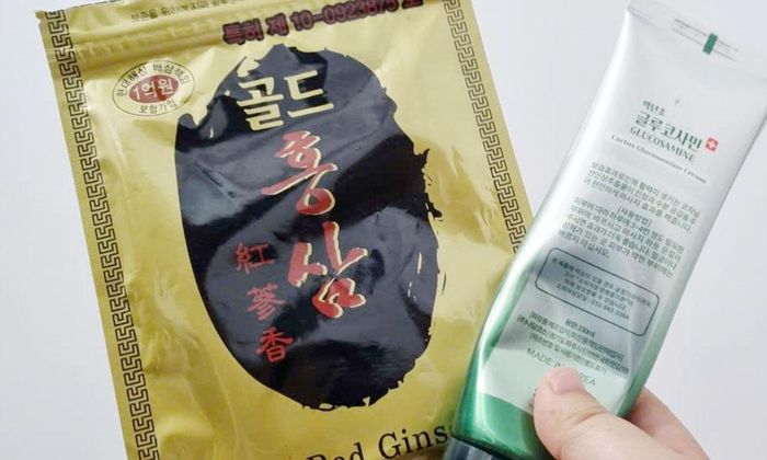  Sản phẩm được một người dân tổ dân phố Tân Phượng mua trong một cuộc hội thảo được tổ chức tại địa bàn. 