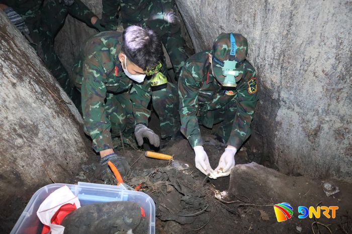 Tìm thấy hài cốt liệt sĩ hy sinh trong Hang Đá Sập