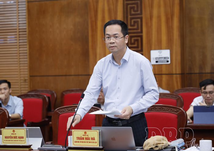 Lãnh đạo Sở Văn hóa, Thể thao và Du lịch tham gia ý kiến.