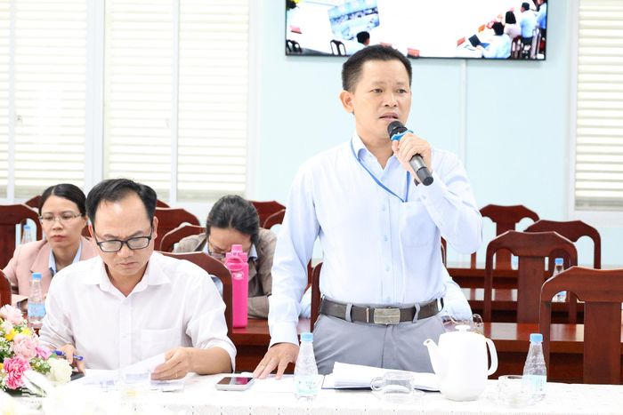 Các ý kiến phát biểu thảo luận tại hội nghị. Ảnh: Hồ Thảo