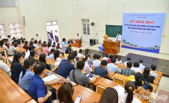 Quang cảnh Lễ khai mạc kỳ thi.