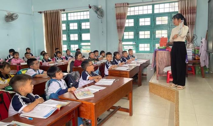 Việc sắp xếp hợp lý các điểm trường lẻ được kỳ vọng góp phần nâng cao chất lượng giáo dục. Ảnh: Hồ Điểm