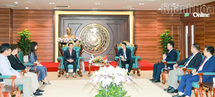 Quang cảnh buổi tiếp.