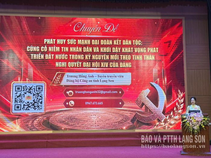 Phần thi thuyết trình của thí sinh Trương Hồng Ánh