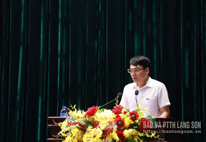 Lãnh đạo Báo và Phát thanh, Truyền hình phát biểu tại hội nghị