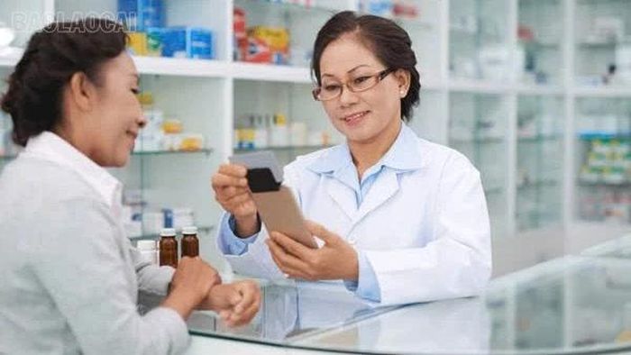 Cơ sở kinh doanh thuốc chịu sự quản lý của các cơ quan chuyên môn.