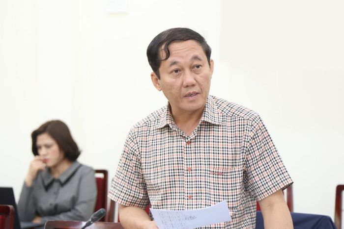 Ông Trần Thanh Phong, Giám đốc Ban QLDA khu vực Bảo Lâm báo cáo tiến độ thực hiện các dự án tại đơn vị