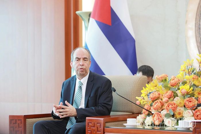Ngài Rogelio Polanco Fuentes - Đại sứ đặc mệnh toàn quyền nước Cộng hòa Cuba tại Việt Nam trao đổi về những tiềm năng, thế mạnh của Cuba.