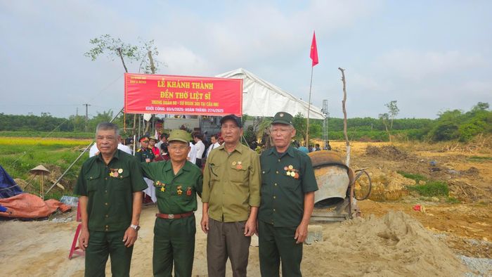 Với những cựu chiến binh từng trực tiếp cầm súng chiến đấu, ký ức về những trận đánh ác liệt vẫn còn nguyên vẹn - Ảnh: V.V.H