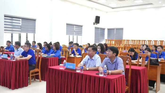 Đại biểu tham dự lớp tập huấn - Ảnh: H.T