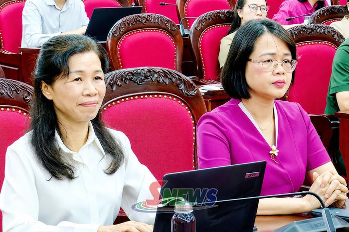 Lãnh đạo Ban Tuyên giáo và Dân vận Tỉnh ủy dự hội nghị tập huấn.