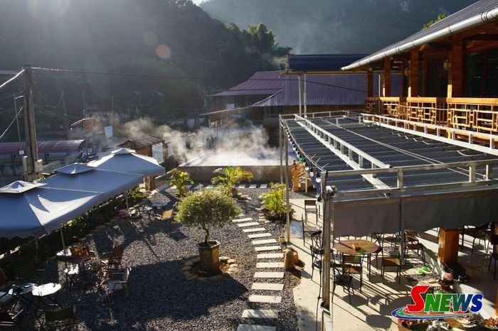 Cơ sở tắm khoáng nóng Hoa Ban được đầu tư, đáp ứng nhu cầu nghỉ dưỡng của du khách.