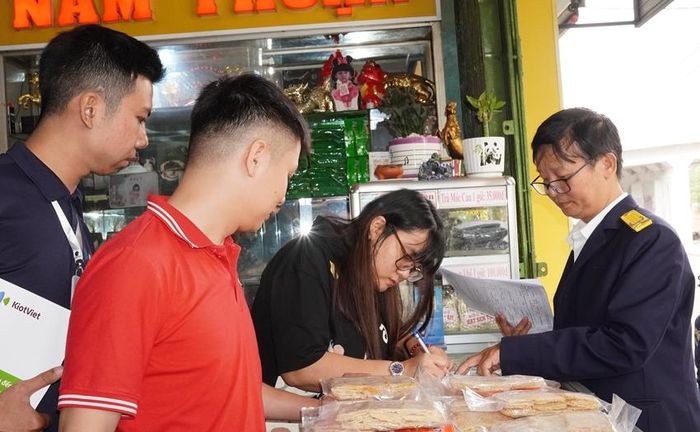 Ngành thuế đẩy mạnh triển khai hỗ trợ hộ kinh doanh