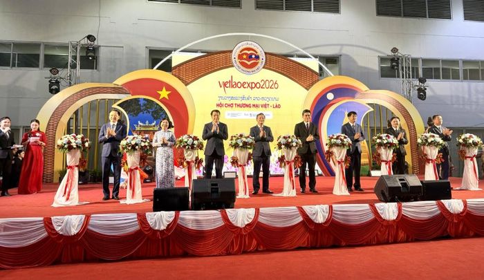 Hội chợ Thương mại Việt Nam - Lào 2026 (VIETLAO EXPO 2026) diễn ra từ ngày 16 - 20/7 tại thủ đô Viêng Chăn (Lào), là sự kiện xúc tiến thương mại có quy mô lớn nhất của Việt Nam tại thị trường Lào, được tổ chức thường niên từ năm 2007 - Ảnh: Cục Xúc tiến thương mại