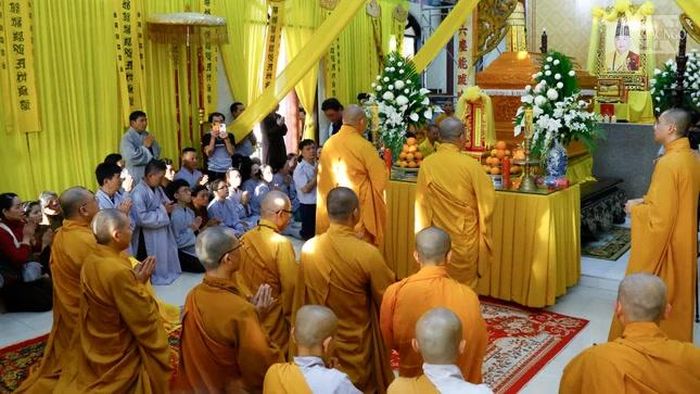Kim quan Hòa thượng được tôn trí tại chùa Từ Quang (số 439A Nguyễn Trãi, phường An Xuyên, tỉnh Cà Mau)