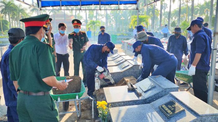 Việc lấy mẫu hài cốt liệt sĩ để giám định ADN là nhiệm vụ có ý nghĩa chính trị, góp phần thực hiện tốt công tác “Đền ơn đáp nghĩa”, đáp ứng nguyện vọng của thân nhân các gia đình liệt sĩ và toàn xã hội.