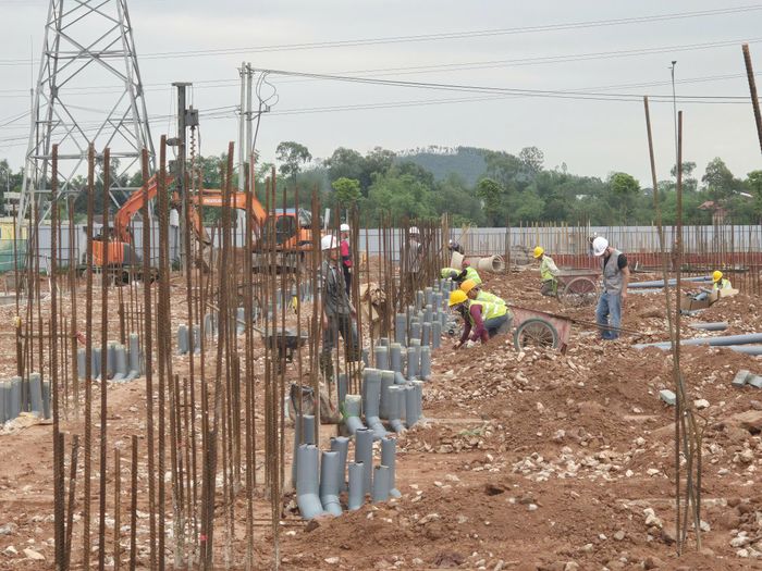 Thái Nguyên đang mời gọi đầu tư gần 400 dự án mới và kiên quyết xử lý các dự án vi phạm pháp luật về đất đai.