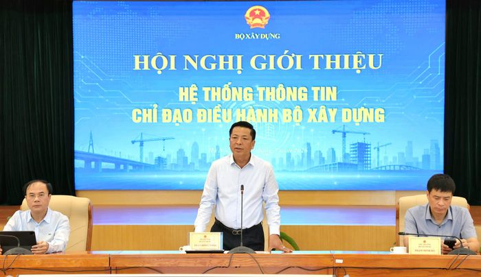 Tham dự hội nghị còn có Thứ trưởng Nguyễn Văn Sinh và Thứ trưởng Phạm Minh Hà.