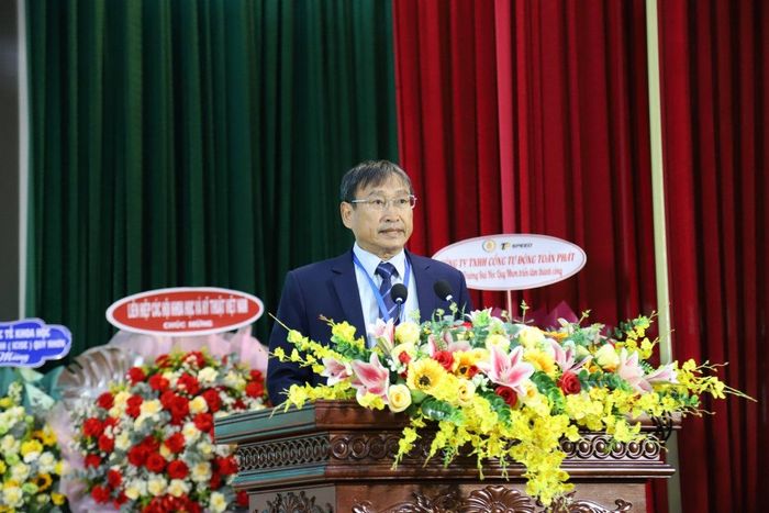 Phó Chủ tịch Hội Tự động hóa Việt Nam, GS. Lê Hùng Lân phát biểu