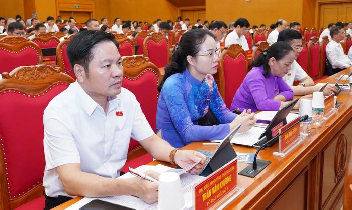 Các đại biểu tham dự Kỳ họp thứ Năm, HĐND tỉnh Thái Nguyên khóa XV. Ảnh: Nguyễn Ánh