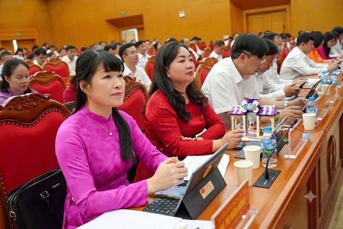 Các đại biểu tham dự Kỳ họp thứ Năm, HĐND tỉnh Thái Nguyên khóa XV. Ảnh: Nguyễn Ánh
