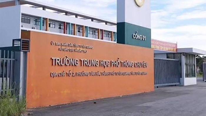 Điểm thi Trường THPT Chuyên Tuyên Quang.