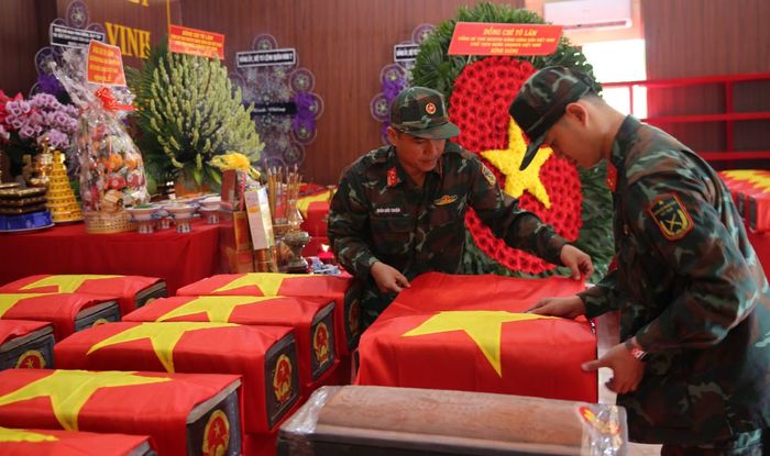 Tính đến hết ngày 17/7, lực lượng chức năng đã tìm kiếm, quy tập được tổng cộng 96 bộ hài cốt liệt sĩ và 2 bộ hài cốt liệt sĩ tập thể.