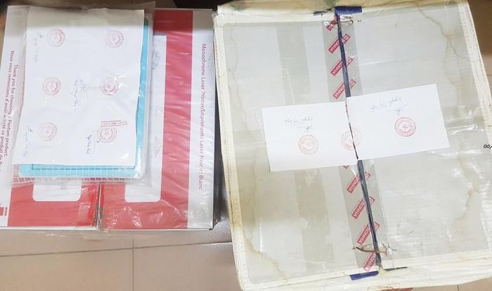 Nhiều tài liệu đã bị niêm phong phục vụ điều tra. Ảnh: Công an Nghệ An