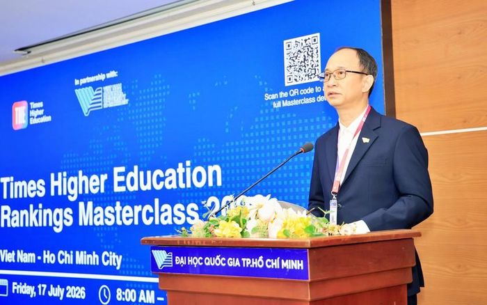 PGS.TS Trần Cao Vinh, Phó Giám đốc Đại học Quốc gia Thành phố Hồ Chí Minh.