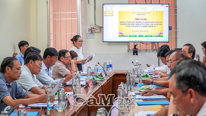 Đại biểu tham dự hội nghị.