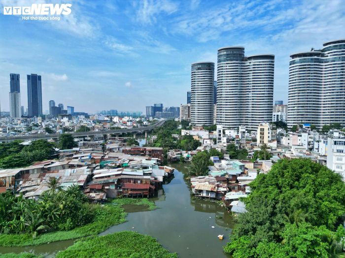 TP.HCM đang tăng tốc công tác giải phóng mặt bằng để khởi công dự án cải tạo rạch Văn Thánh với tổng mức đầu tư hơn 8.555 tỷ đồng trong tháng 10/2026.