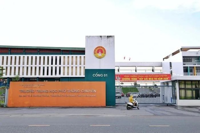 Trường THPT Chuyên Tuyên Quang. Ảnh: Công Phương