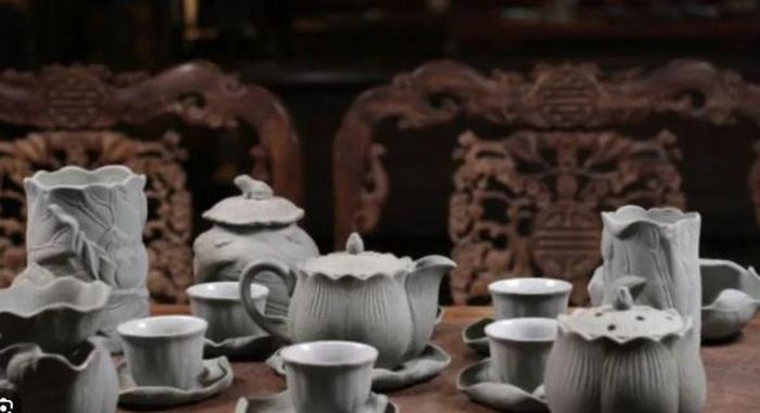 Lựa chọn ấm chén trà loại 6 chén hoặc 8 chén là những con số đại diện cho tài lộc, vượng phát.