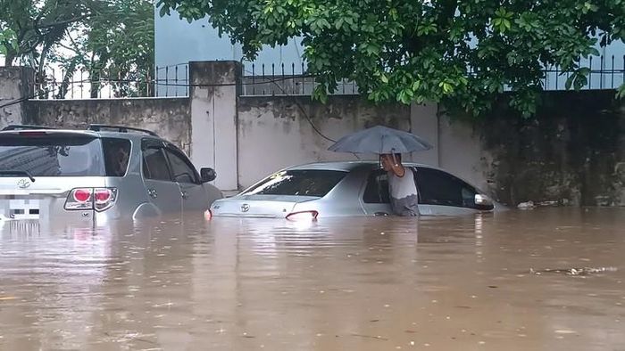 Miền Bắc bước vào cao điểm đợt mưa dông mạnh. Ảnh: Tuấn Anh