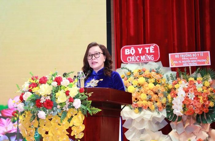 PGS.TS.BS Nguyễn Minh Phương - Tân Hiệu trưởng phát biểu nhận nhiệm vụ.