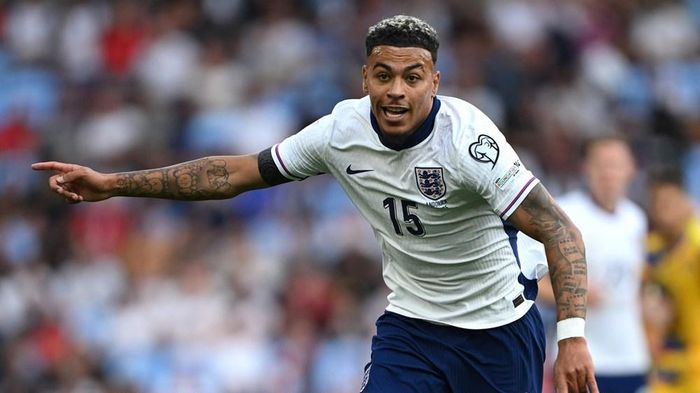 Morgan Rogers đang nhận được sự quan tâm từ Arsenal