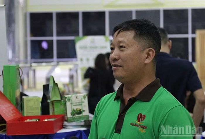 Ông Phạm Xuân Hưng, Công ty TNHH Hoàng Hiệp F&amp;B. (Ảnh: DUY TOÀN)