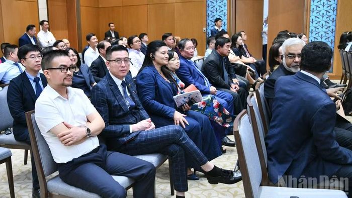 Cộng đồng doanh nghiệp bày tỏ tin tưởng vào những nỗ lực cải cách hành chính của Chính phủ, đồng hành cùng doanh nghiệp, tháo gỡ khó khăn, kiến tạo phát triển. (Ảnh: THANH GIANG)