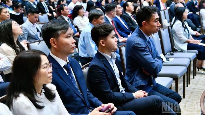 Các đại biểu tham dự Hội nghị Thường trực Chính phủ với cộng đồng doanh nghiệp. (Ảnh: THANH GIANG)
