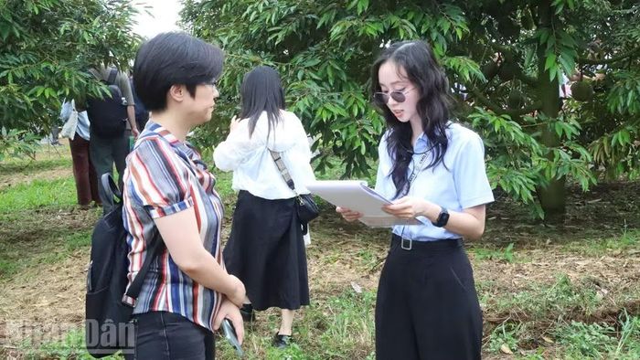 Qua buổi tham quan, trải nghiệm, Dakruco tin tưởng sự kiện lần này không chỉ mở ra những cơ hội thương mại lớn, mà còn cùng nhau nâng cao giá trị và vị thế của thương hiệu sầu riêng Dakruco cũng như Việt Nam trên thị trường quốc tế.