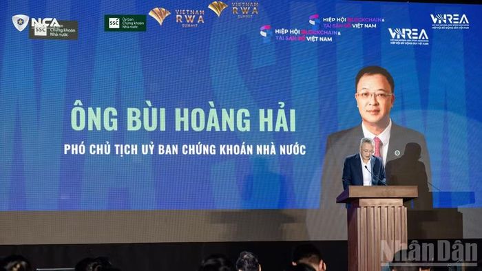 Ông Bùi Hoàng Hải, Phó Chủ tịch Ủy ban Chứng khoán Nhà nước, phát biểu khai mạc Vietnam RWA Summit 2026. (Ảnh: HNV)