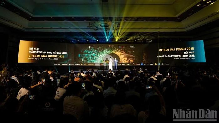Vietnam RWA Summit 2026 có sự tham dự của hơn 3.000 đại biểu đến từ các cơ quan lập pháp, quản lý nhà nước như Quốc hội, Bộ Công an, Bộ Tài chính, Ngân hàng Nhà nước Việt Nam, Bộ Tư pháp, Bộ Khoa học và công nghệ, Bộ Nội vụ,... cùng đại diện các doanh nghiệp công nghệ, định chế tài chính lớn trong và ngoài nước.