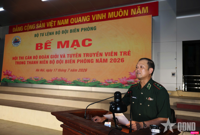  Trung tướng Nguyễn Anh Tuấn, Bí thư Đảng ủy, Chính ủy Bộ đội Biên phòng phát biểu chỉ đạo.