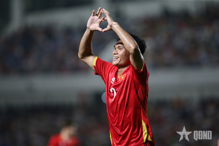 Xuân Mạnh nâng tỷ số lên 2-0 cho đội tuyển Việt Nam. Ảnh: VIỆT AN
